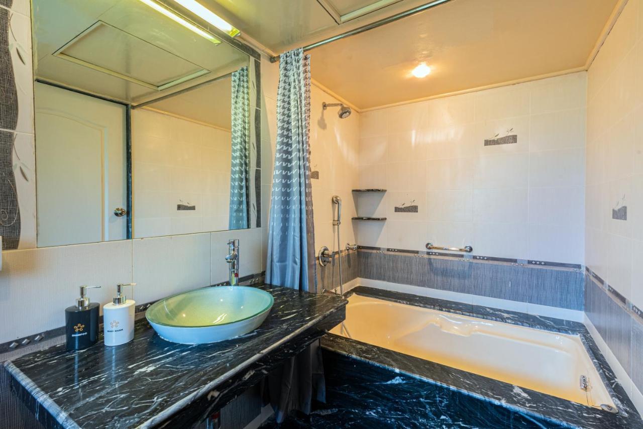 Saffronstays Grandiosa - 4 Bdr Pet-Friendly, Pool Villa Khandala Kültér fotó